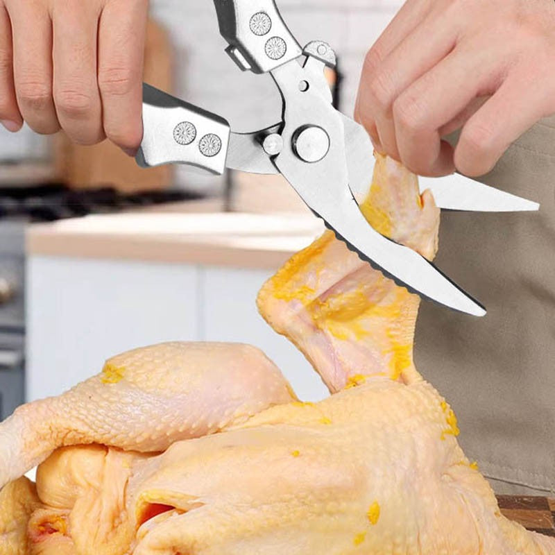 Multifunctional kitchen scissors
